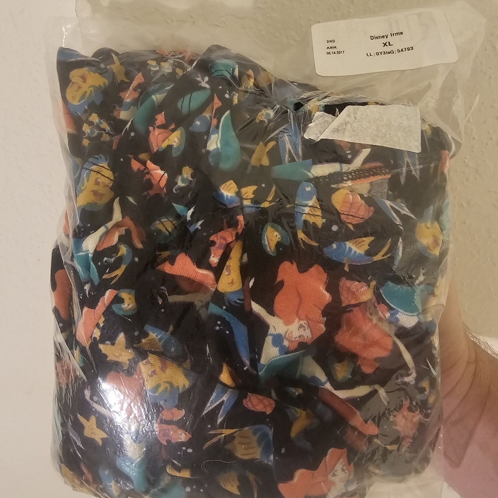 Disney Lularoe Little Mermaid Tunic - Picture 8 of 8